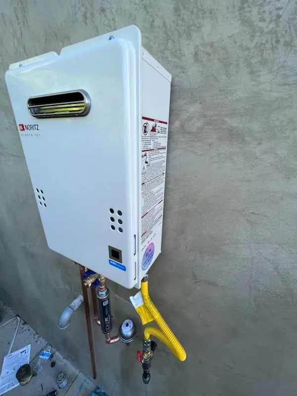Tankless water heater installation for Hillcrest Heights homes